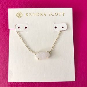 Kendra Scott necklace